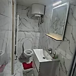 Liska * Mladé Buky